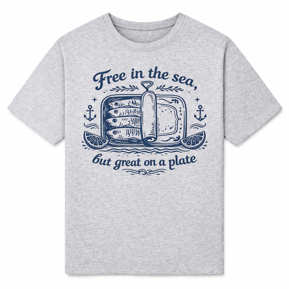 FREE IN THE SEA - Premium T-Shirt